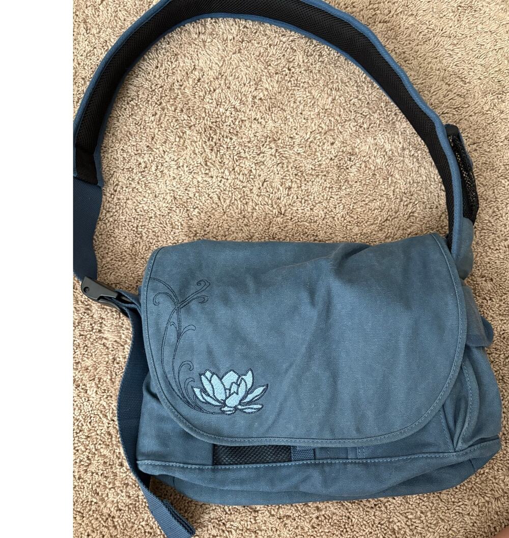 Vintage Heritage LL Bean Cotton Canvas Blue Lotus Messenger Bag